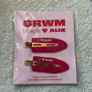 Benefit x Alix Earle Hair Clips